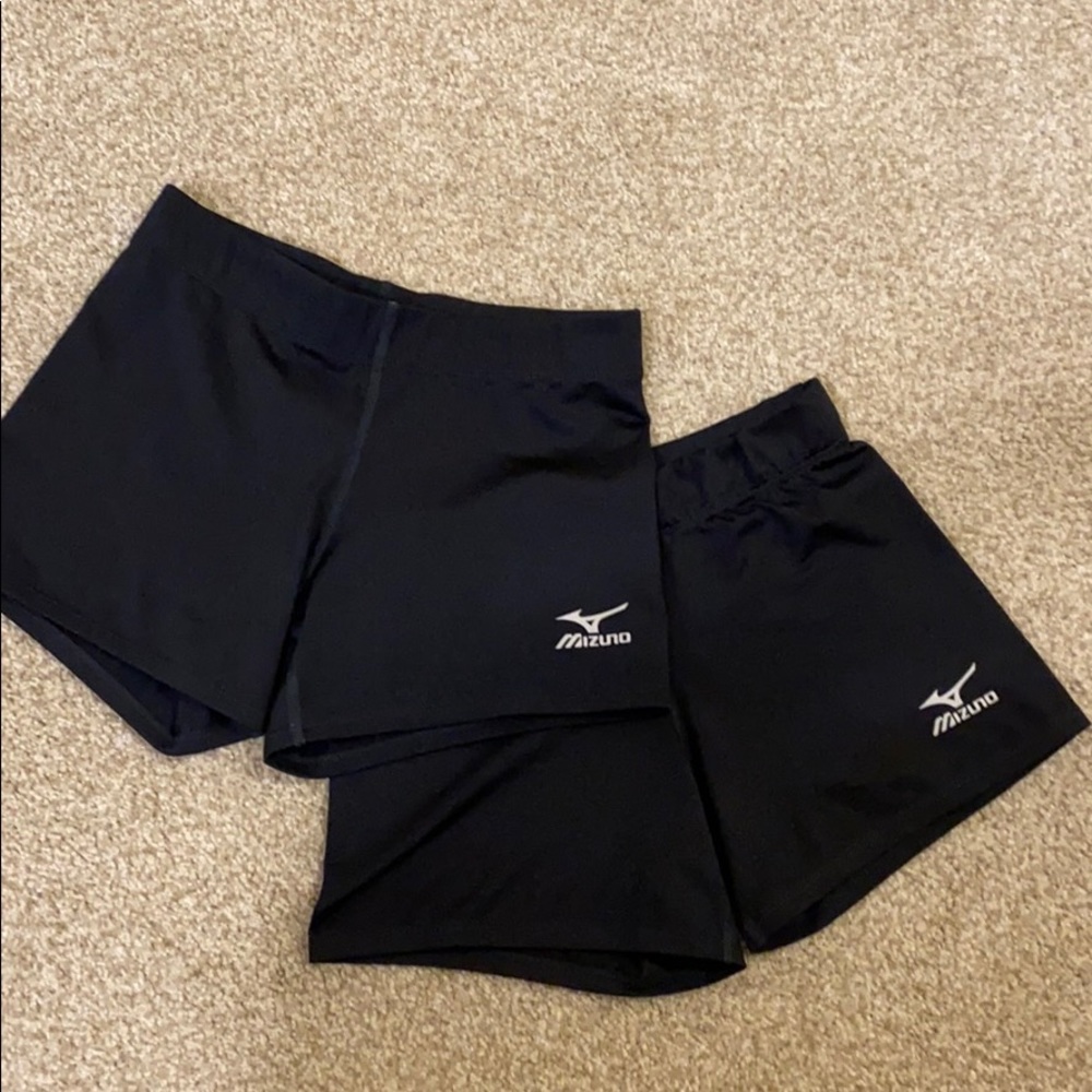 Black Mizuno spandex